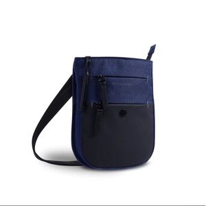 Sherpani Pino Shoulder/ Crossbody Bag